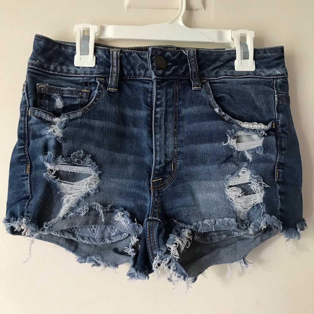 Sexy American Eagle Hi-Rise shortie size 6